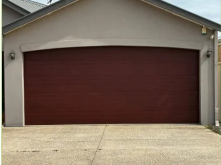 easy-glide-garage-doors-hero Garage door installed by Easy Glide Garage Doors